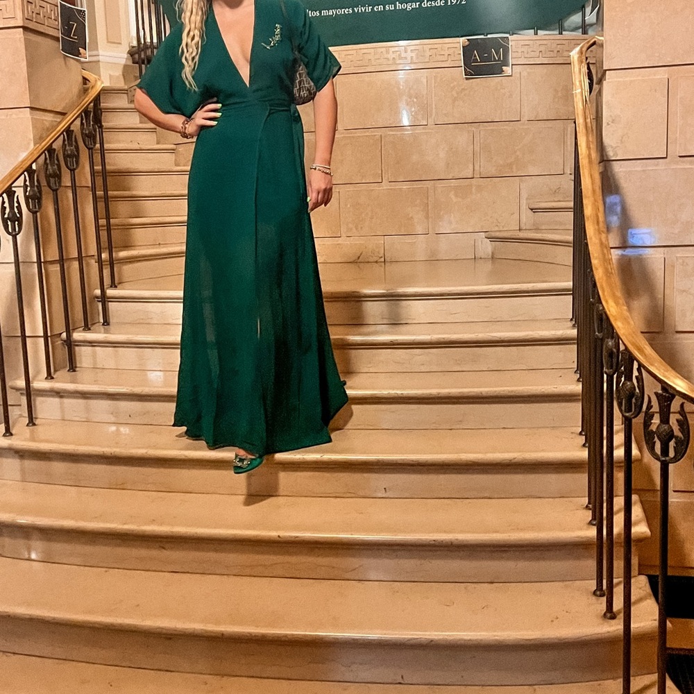 Dress Reformation. Size 6-8 green